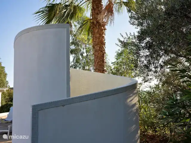 Villa Cipreses (más casa de huéspedes) en España, Andalucía, Canillas de Aceituno - villa Ducha exterior