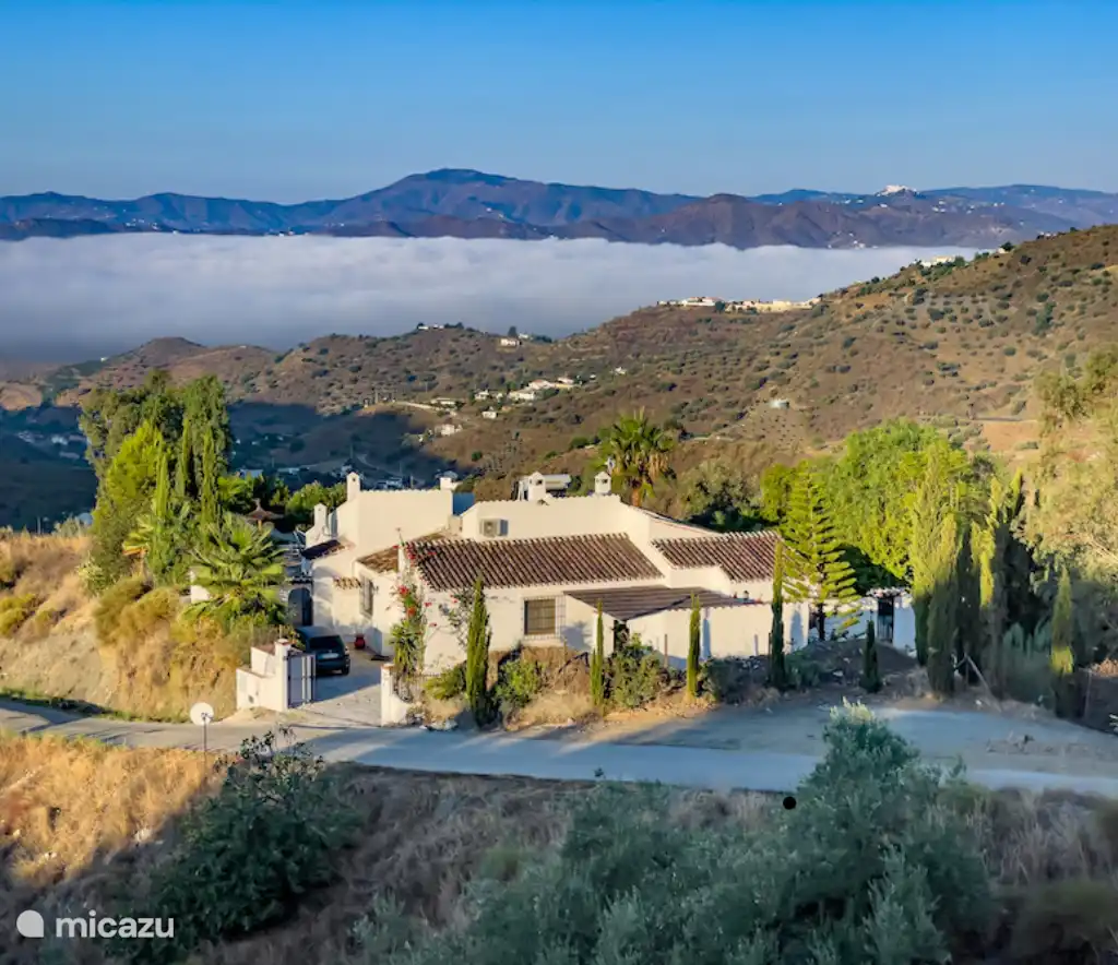 Villa Villa Cipreses (plus gastenverblijf) in Canillas de Aceituno