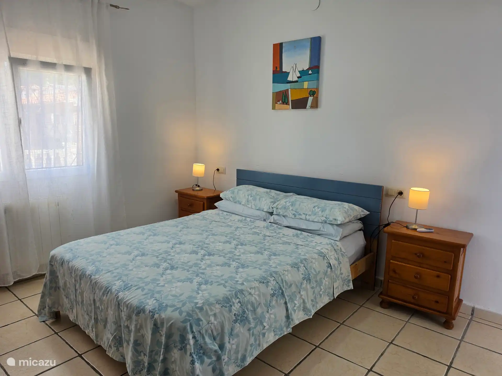 Dormitorio principal con baño en suite