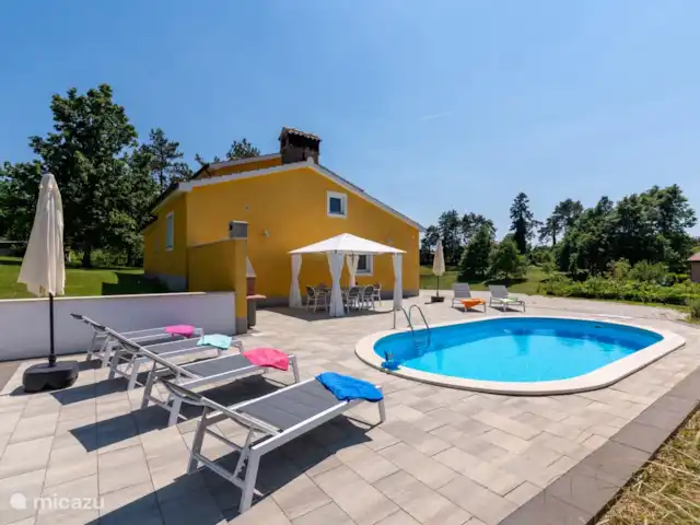 Villa Kristina | Croatie, Istrie, Pazin - villa piscine et transats