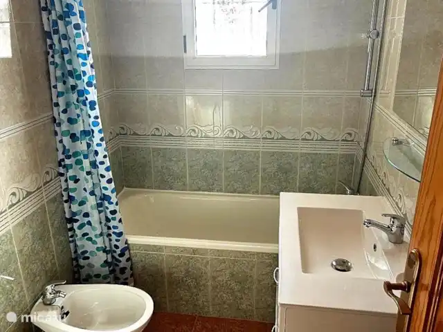 vakantiehuis huren in Spanje, Costa Blanca, Vistabella – Casa Vistabella Badkamer boven incl losse Wc