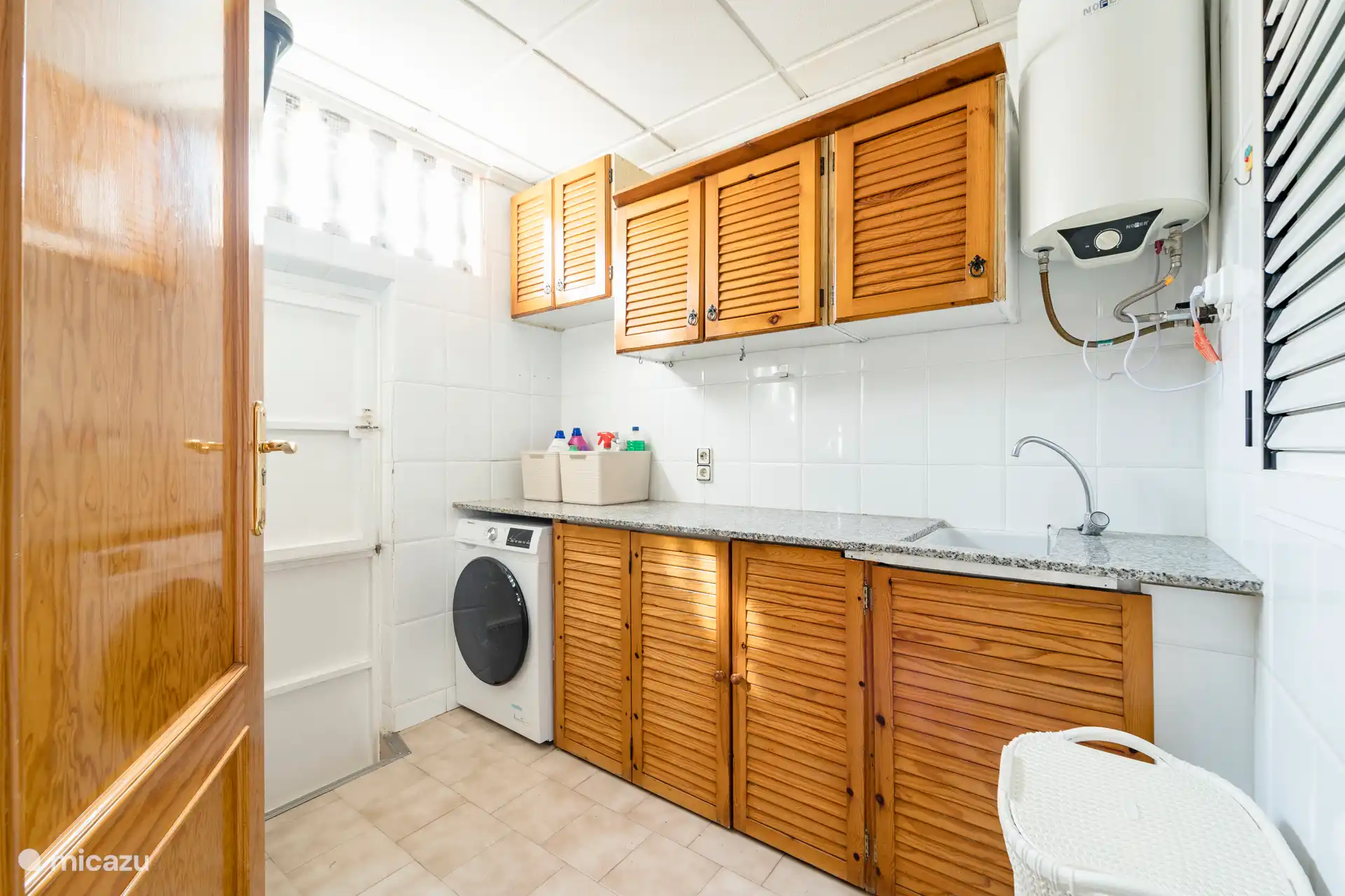 Laundry room / storage room / extra space
