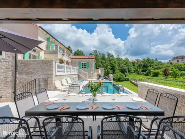 Villa Valffiorita huren in Kroatië, Istrië, Pazin - villa veranda en zwembad