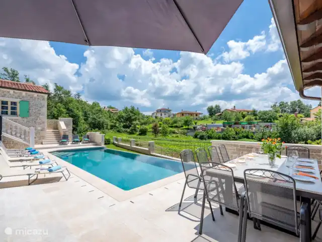 Villa Valffiorita huren in Kroatië, Istrië, Pazin - villa zwembad en view