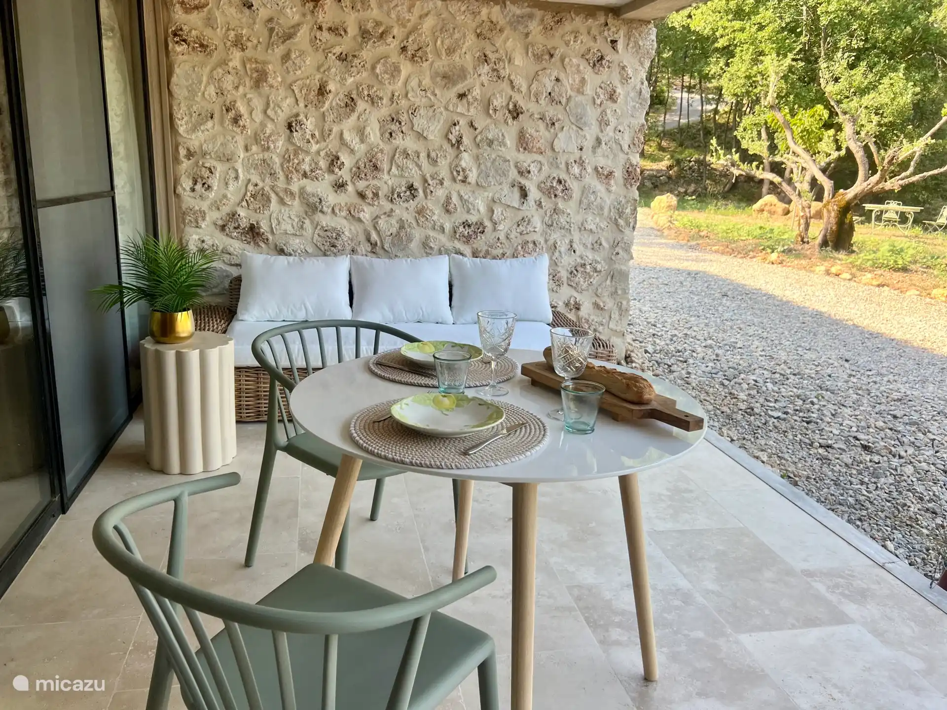 Alojamiento con terraza