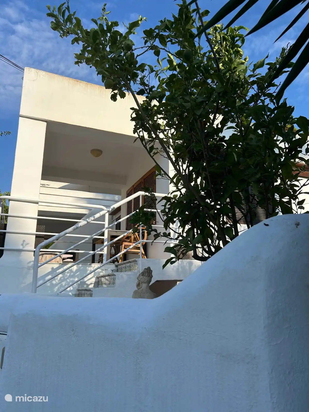 Eckansicht der Immobilie