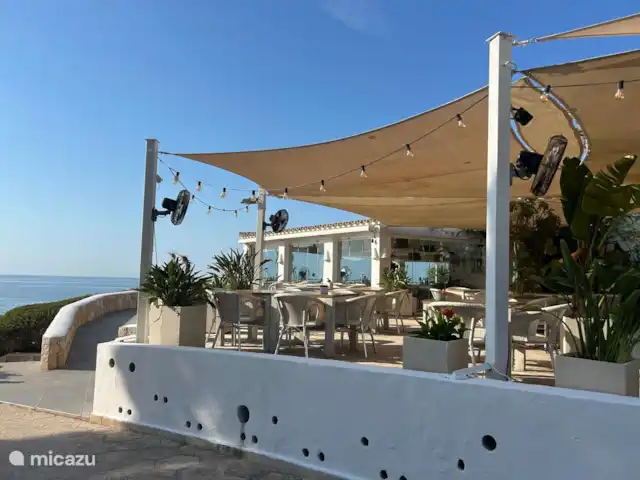 Lever du soleil | Espagne, Costa Blanca, Moraira - villa Restaurant à 2 minutes à pied de l’établissement