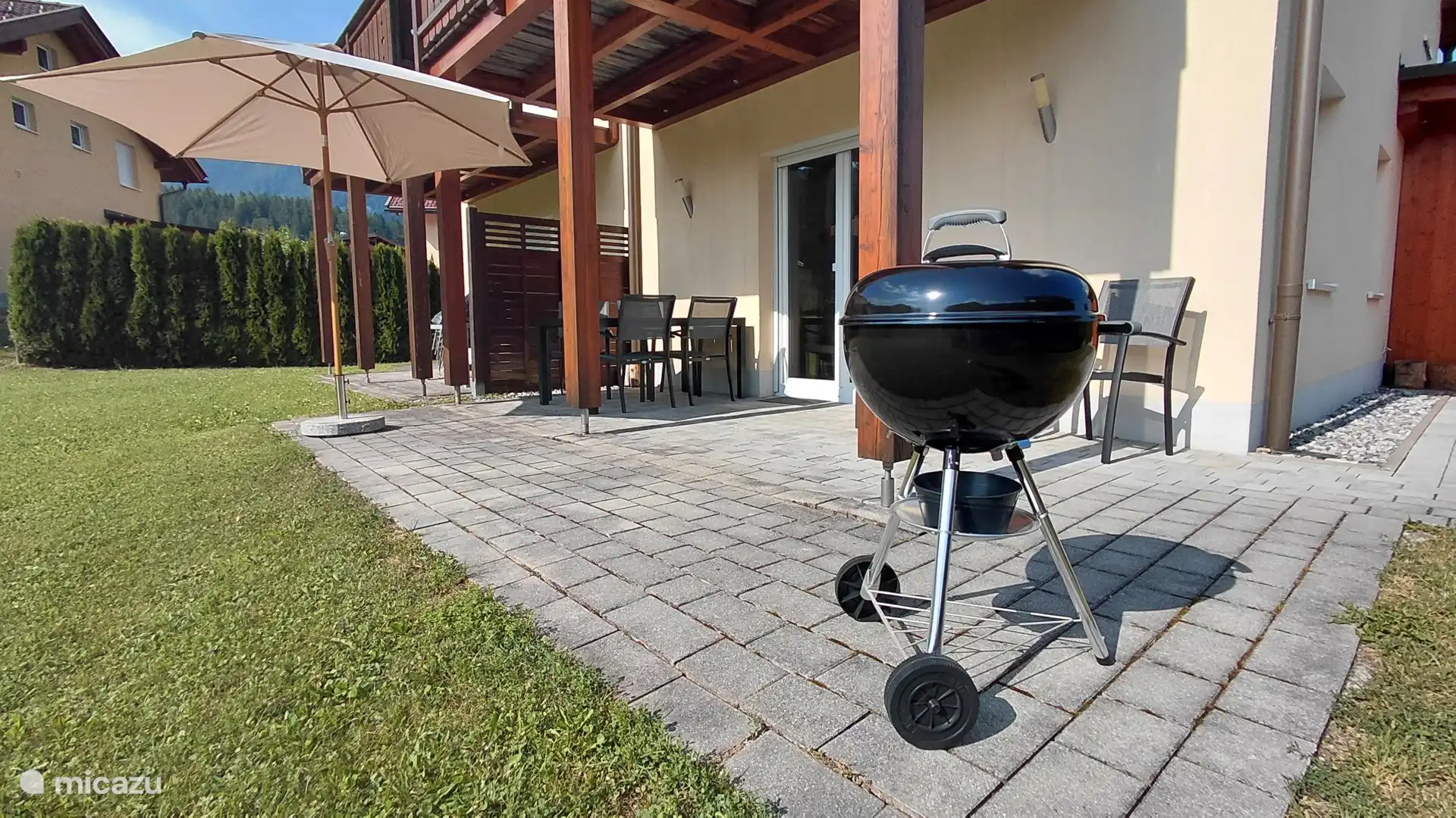 Barbecue à disposition