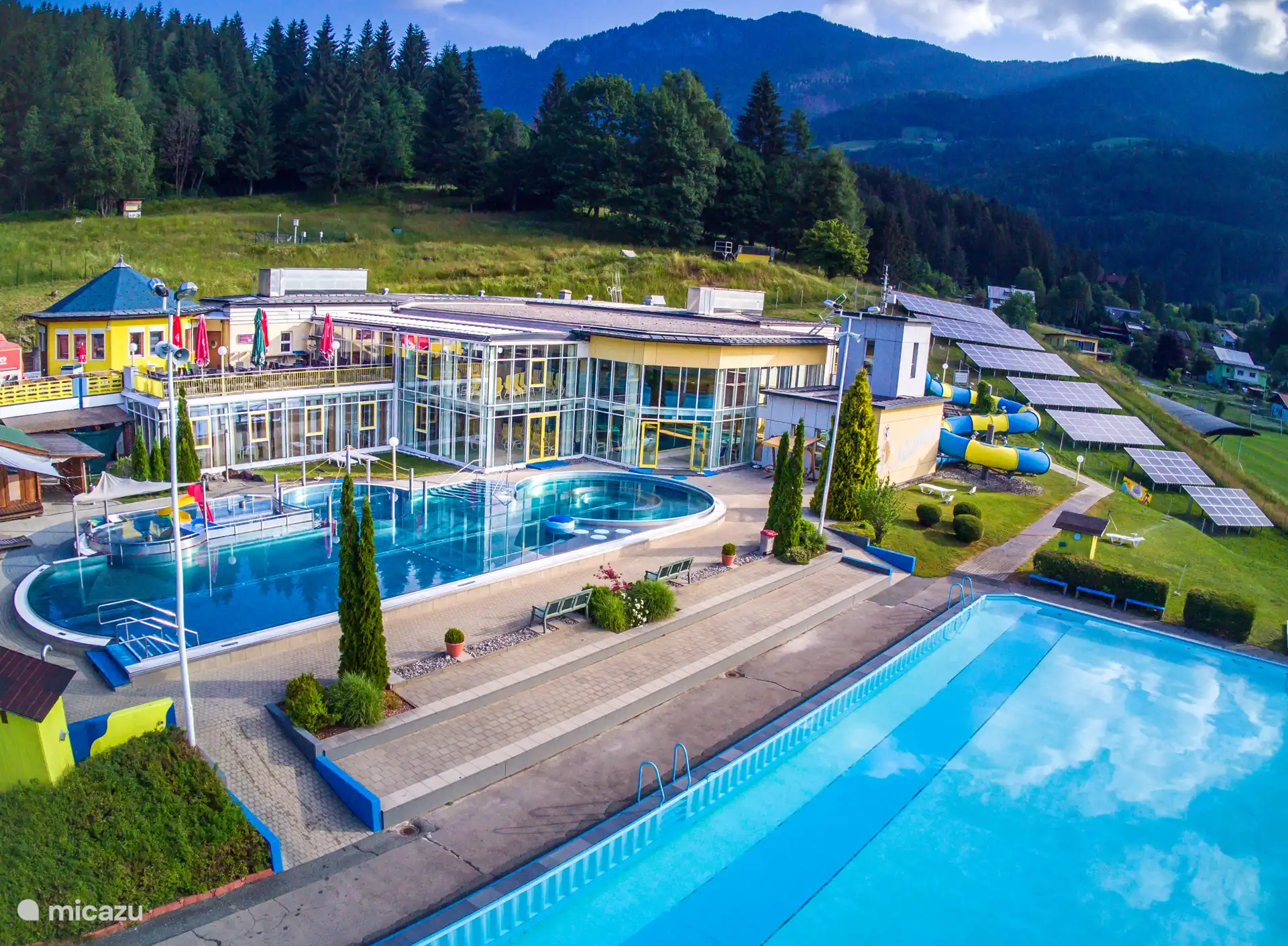 Paradis aquatique Aquarena à distance de marche