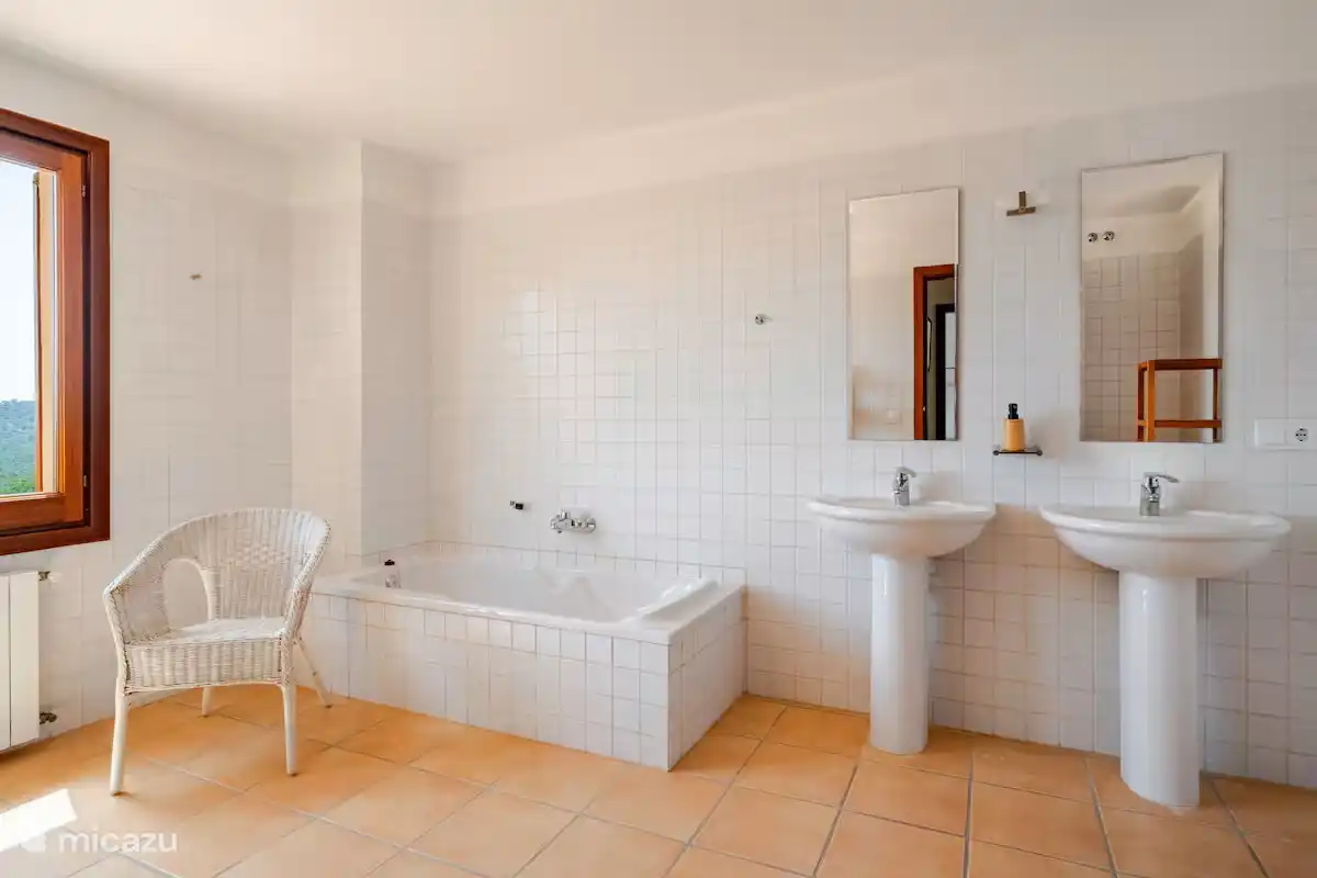 Salle de bain à l’étage