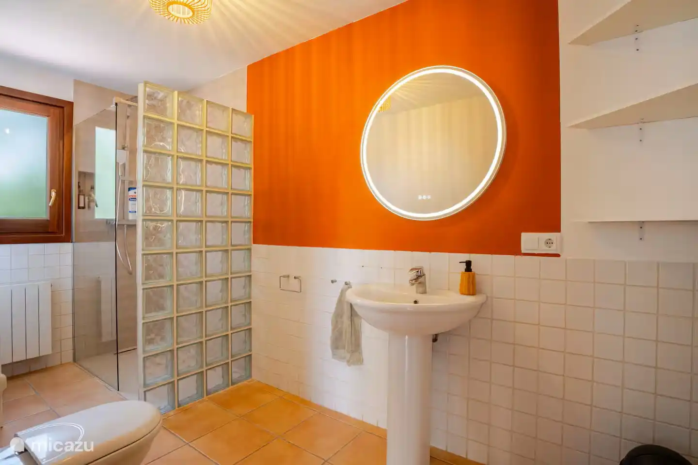 Salle de bain du rez-de-chaussée