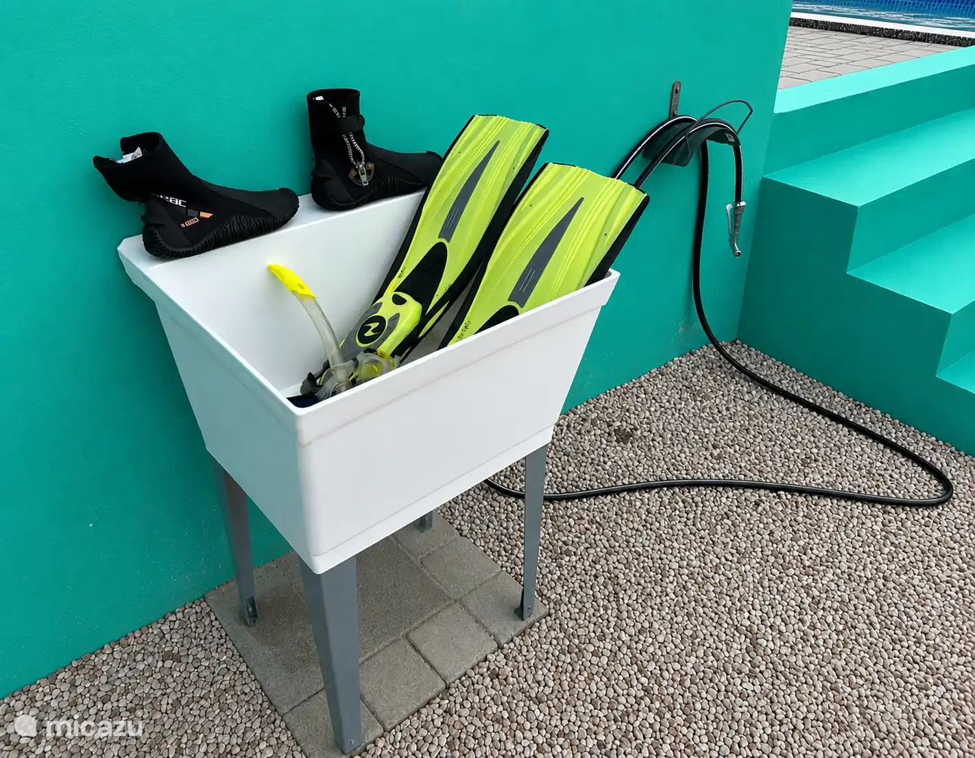 Comedero para el equipo de buceo y esnórquel