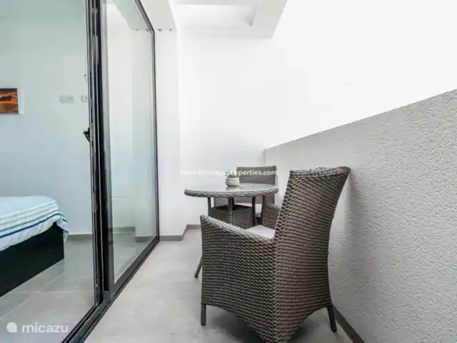 Location de Vacances Espagne, Costa Blanca, La Marina, villa - Casa Lemra avec piscine privée Chambre 1 avec terrasse privée au calme