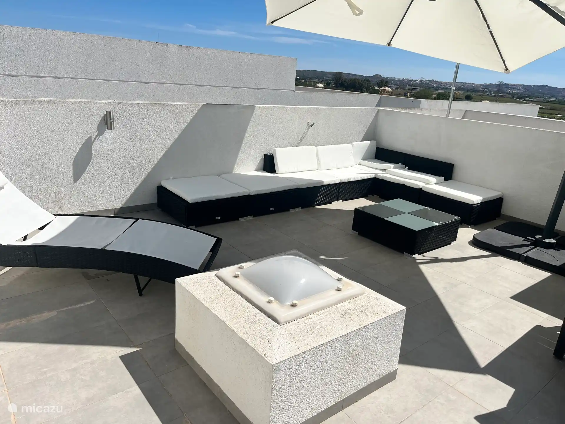 Zonneterras in volledige privacy