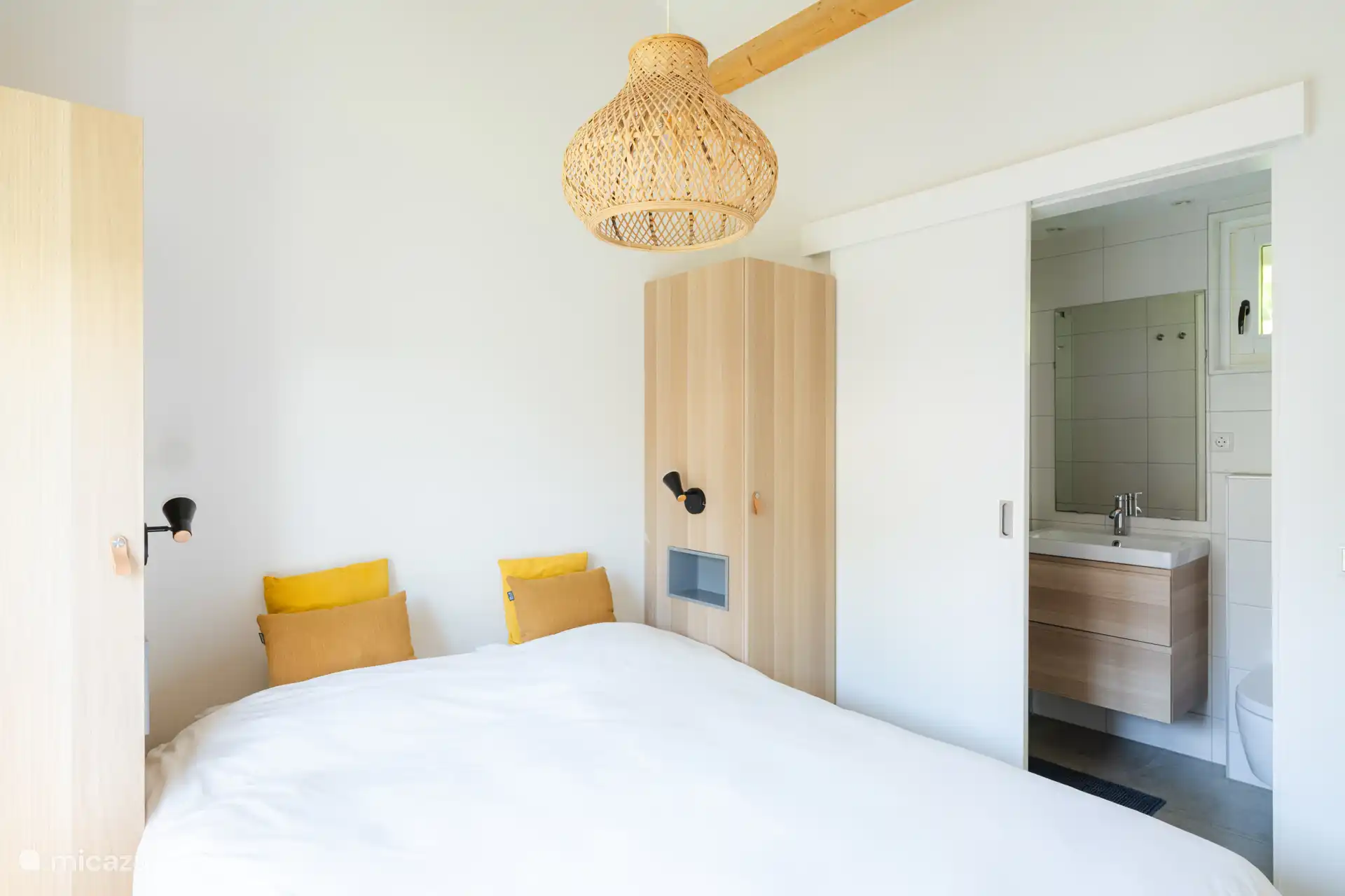 Schlafzimmer mit eigenem Bad