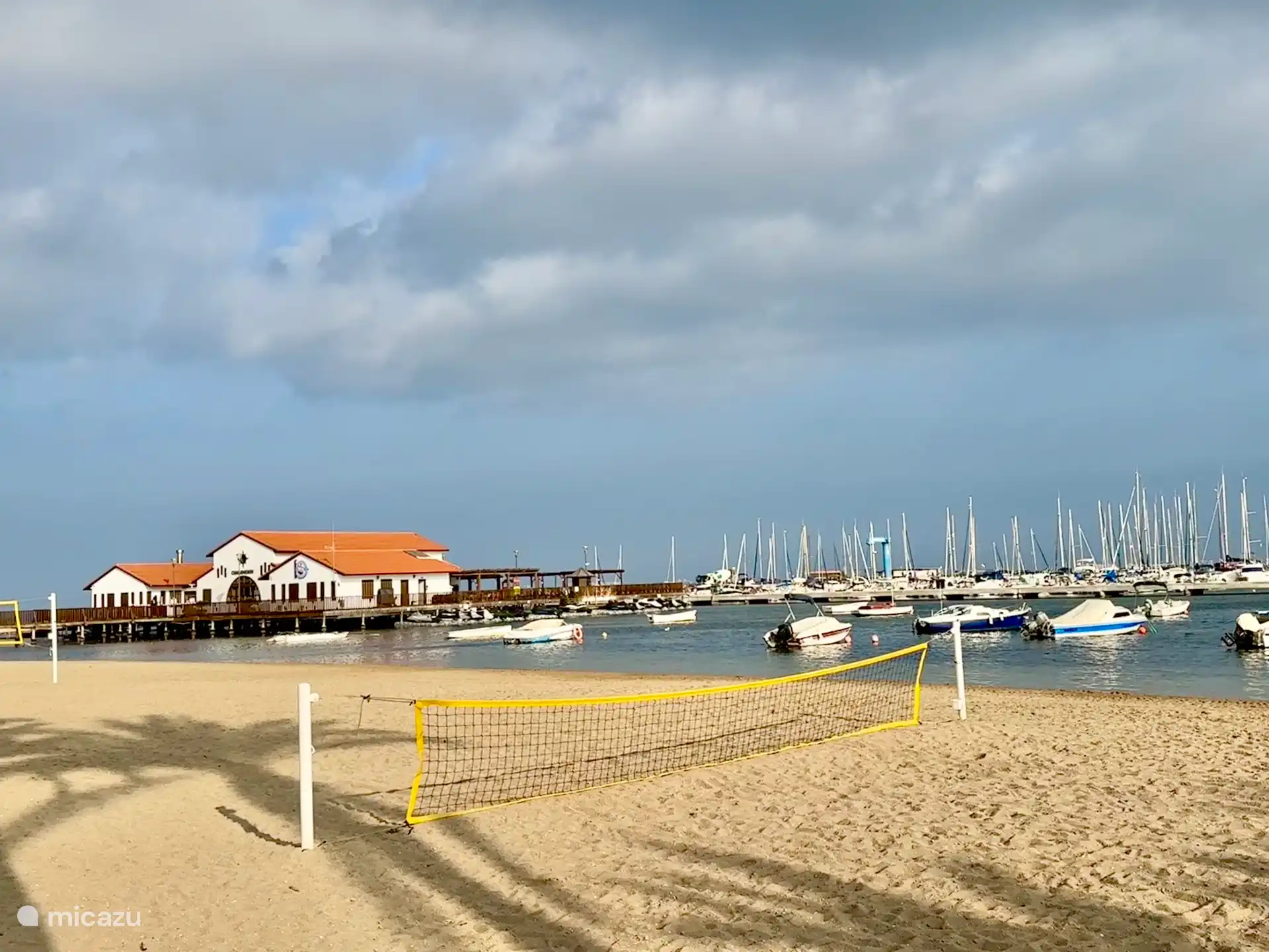 Puerto de Los Alcázares 