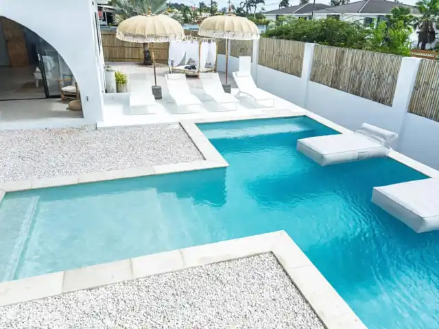 NUSA E | Curaçao, Banda Ariba (est), Jan Thiel - appartement