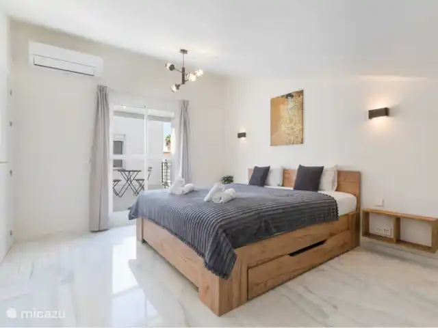 Luxe groot huis, Guadalmar Malaga huren in Spanje, Costa del Sol, Málaga - villa Slaapkamer family 2e verdieping met een 200x180cm bed.