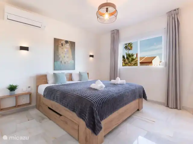 Luxe groot huis, Guadalmar Malaga huren in Spanje, Costa del Sol, Málaga - villa Slaapkamer padres -  1e verdieping - 180x200cm