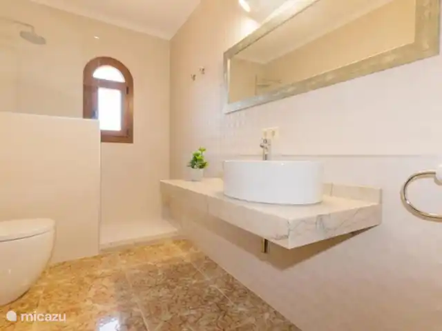 Location de Vacances Espagne, Majorque, Cala d'Or, villa - Villa Jardi salle de Bains