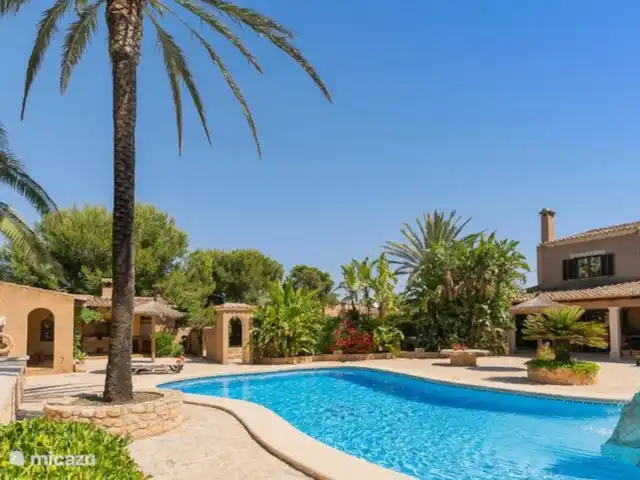 Location de Vacances Espagne, Majorque, Cala d'Or, villa - Villa Jardi Piscine et terrasse