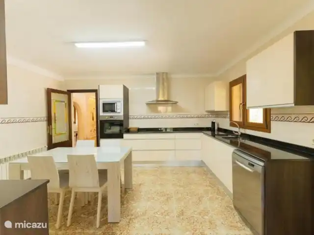 Location de Vacances Espagne, Majorque, Cala d'Or, villa - Villa Jardi cuisine