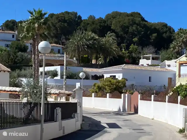 Location de Vacances Espagne, Costa Blanca, Moraira-Teulada, villa - Villa Sol y Más Moraira Route vers le centre.