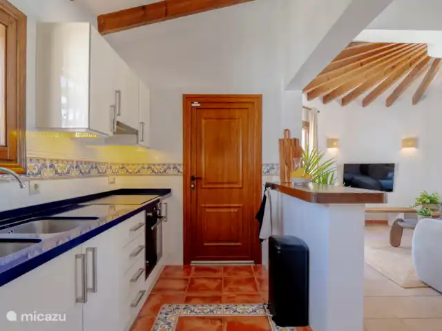 Location de Vacances Espagne, Costa Blanca, Moraira-Teulada, villa - Villa Sol y Más Moraira La cuisine confortable a tout ce dont vous avez besoin.