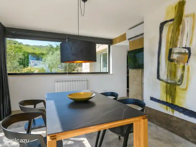 Casa Anónima en Croacia, Istria, Labin - villa Mesa de comedor