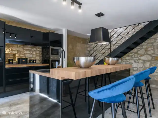 Casa Anónima en Croacia, Istria, Labin - villa cocina