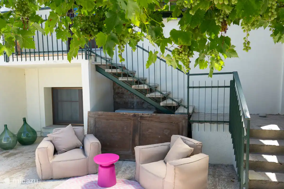 Ein romantischer Aufenthalt unter den Reben. 