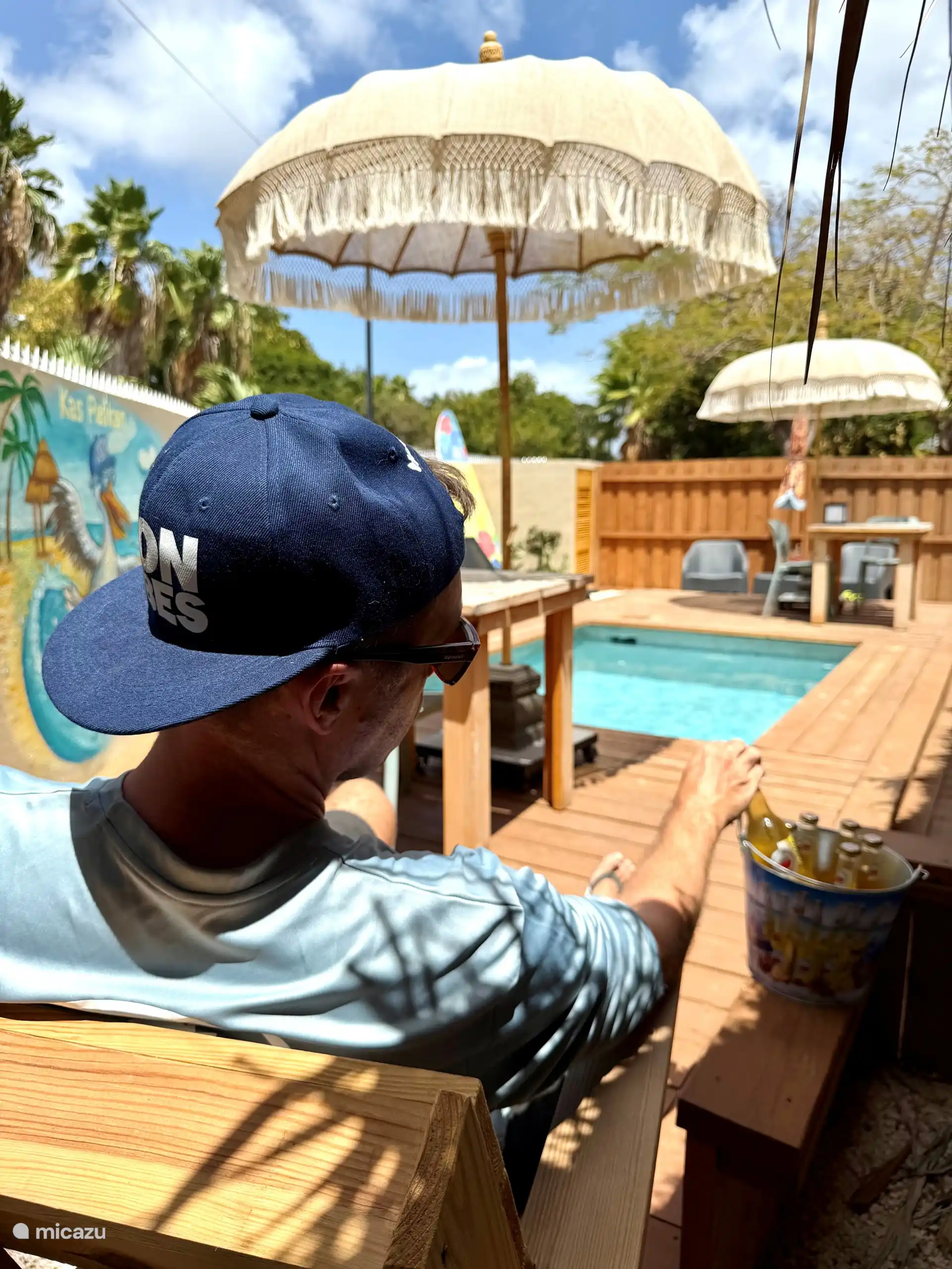 Un endroit où le temps ralentit. Soleil, palmiers et détente caribéenne.