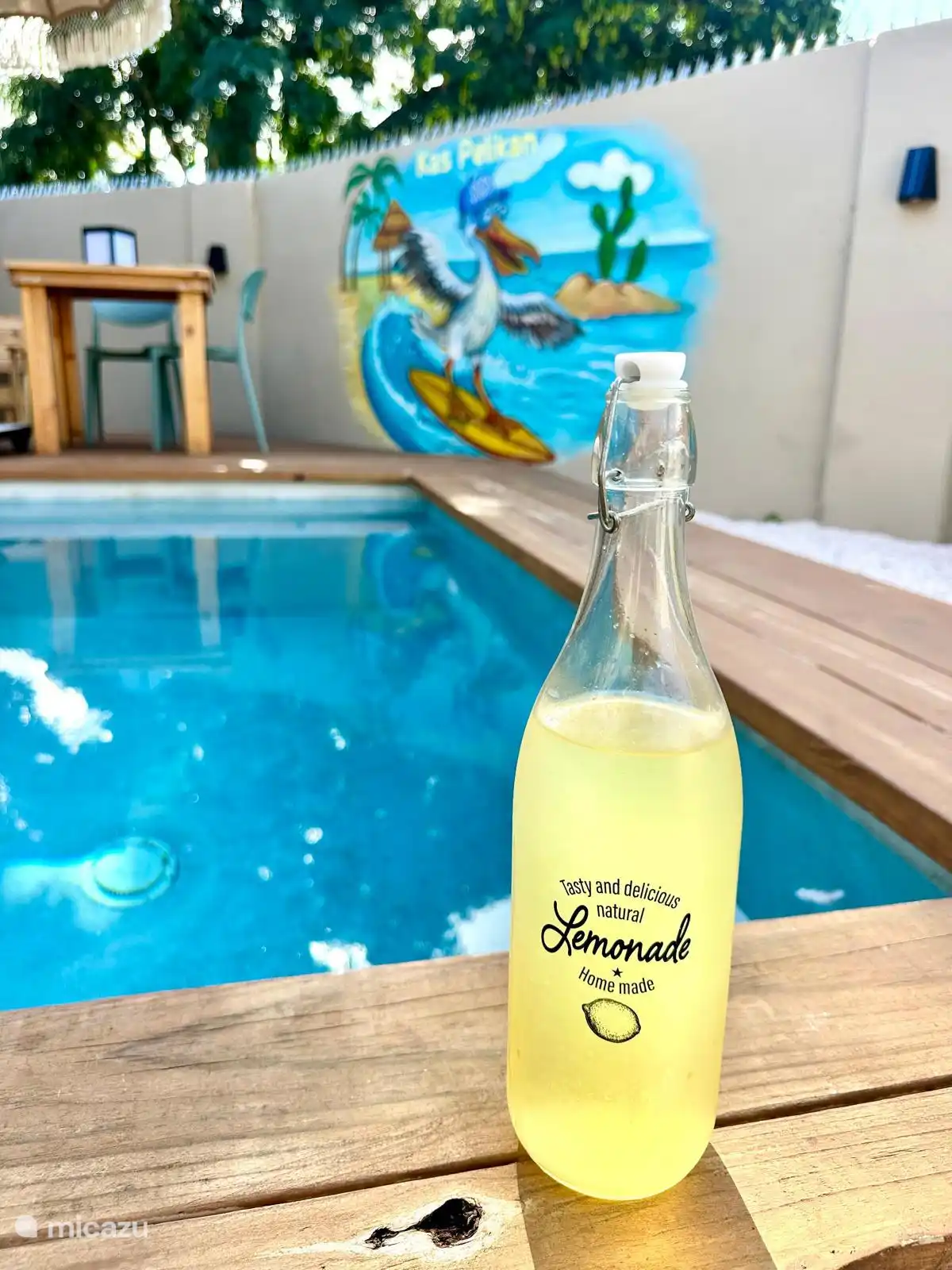 Bienvenue chez vous à Curaçao. Kas Pelikan t’attend.