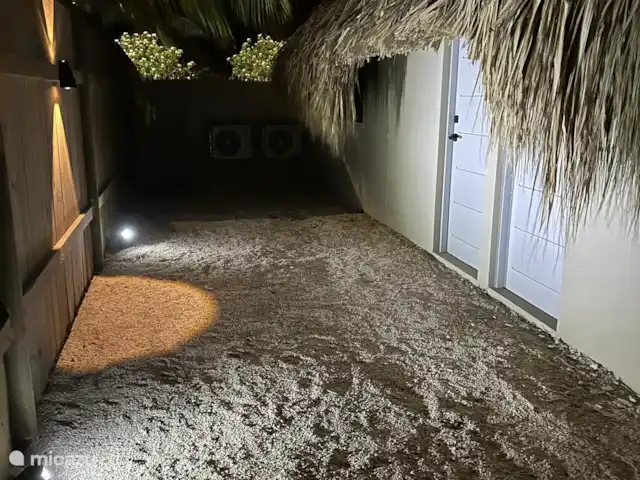 Kas Pelikan Privé  | Curaçao, Curaçao-Centre, Julianadorp - appartement Eclairage à l’entrée.