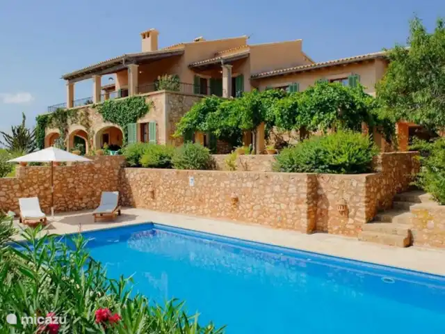 Villa Penya Redona huren in Spanje, Mallorca, Cala d`Or - villa zwembad en ligbedden