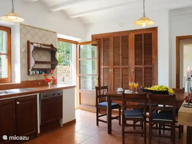 Villa Penya Redona huren in Spanje, Mallorca, Cala d`Or - villa keuken