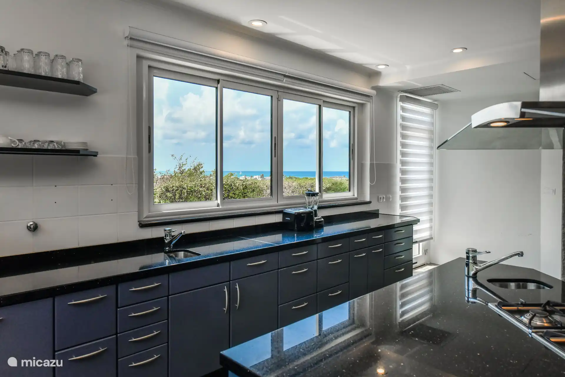 Küche mit Meerblick
