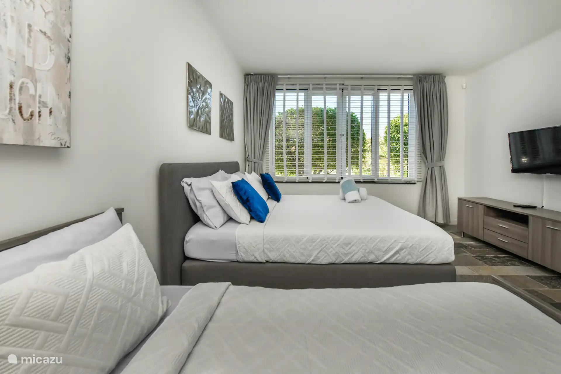 Schlafzimmer 2 mit Bad