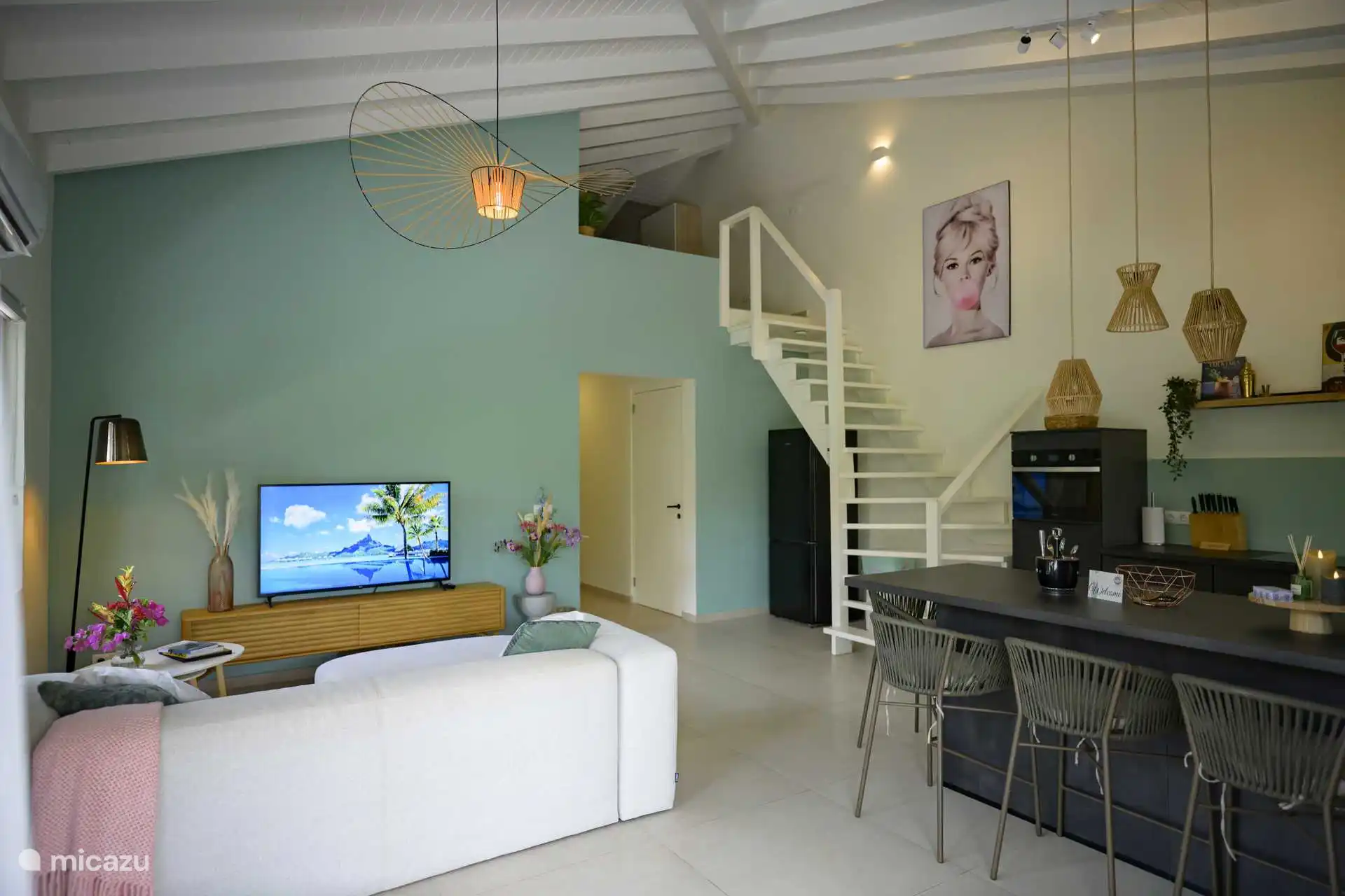 Valerie Collombon in Curaçao, Banda Ariba (East), Vredenberg - Apartment