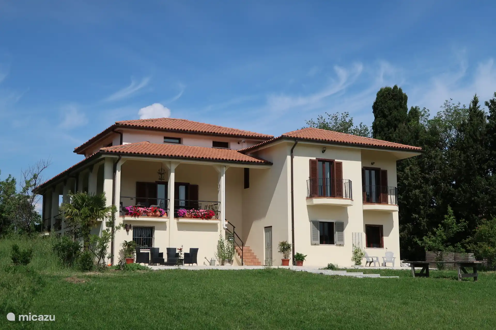Villa Vista Monti en Italia, Abruzos, Alanno - Apartamento