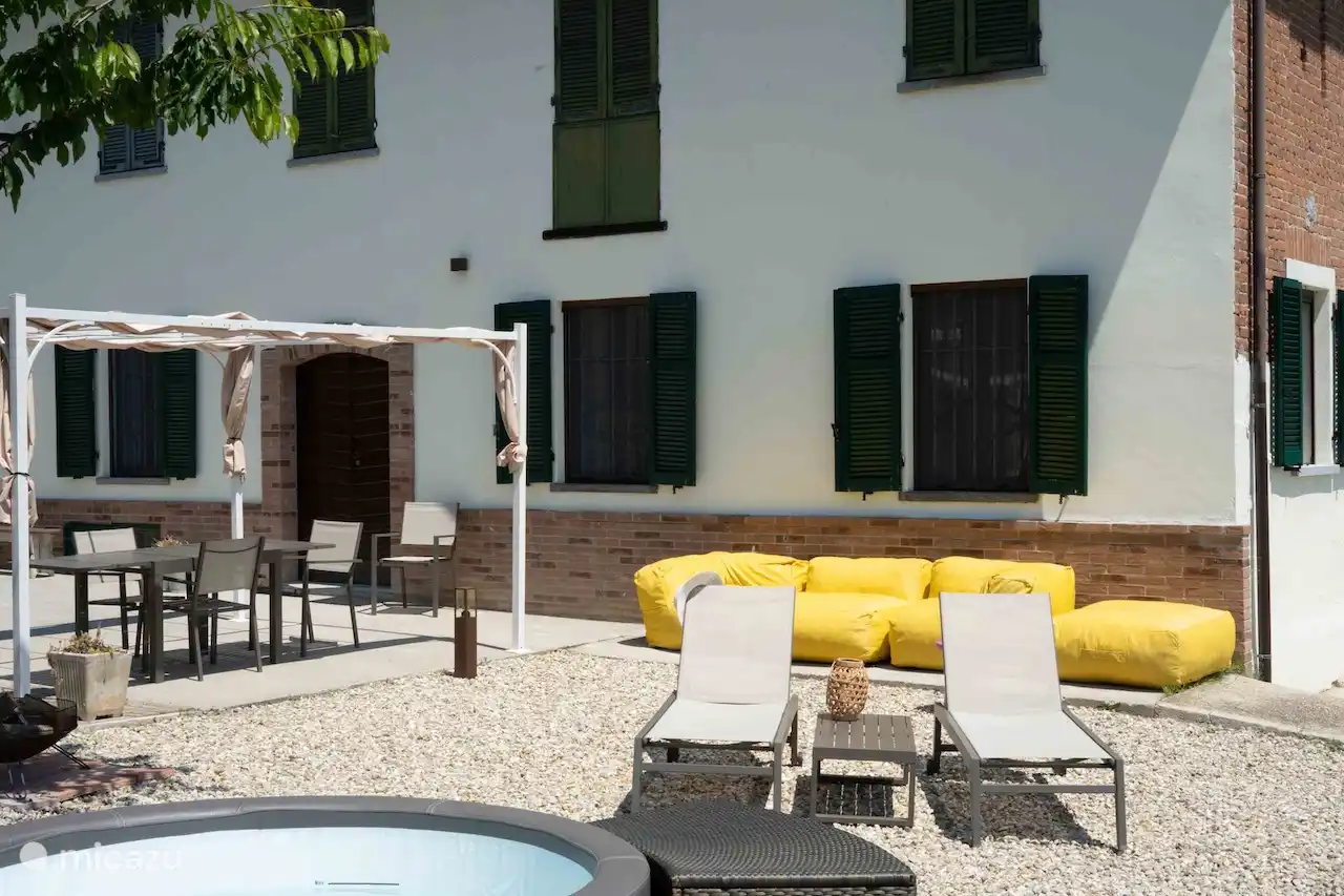 Tuinappartement voor 2 personen met eigen tuin. 