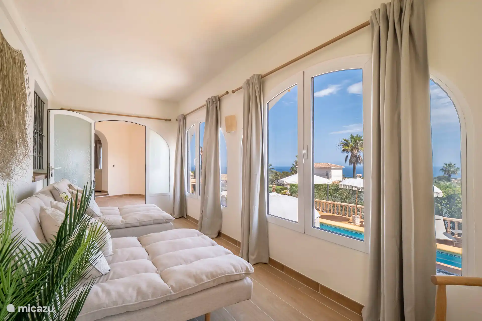 Wohnschlafsofas/Lounge 