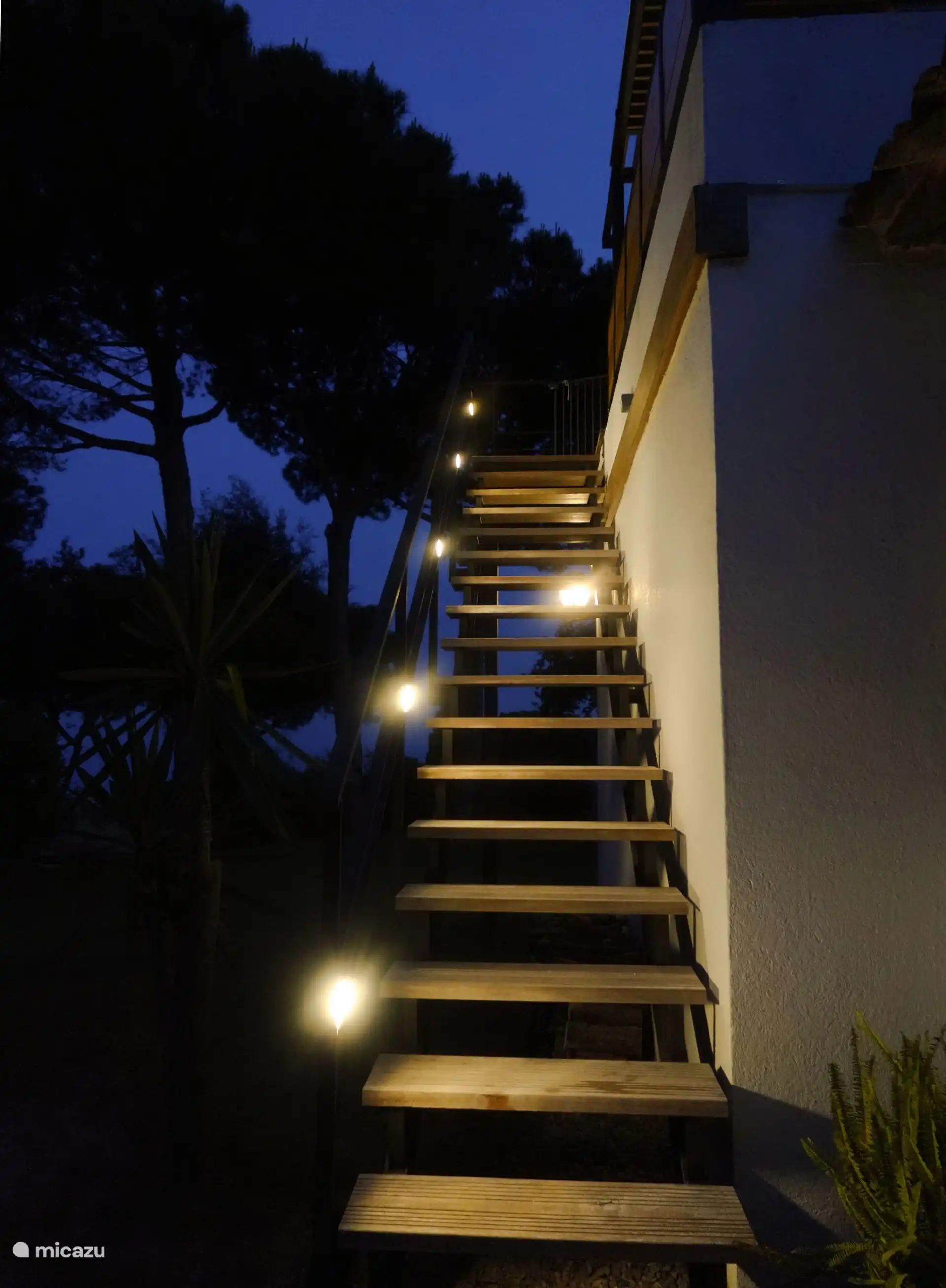 Trap naar de Pergola