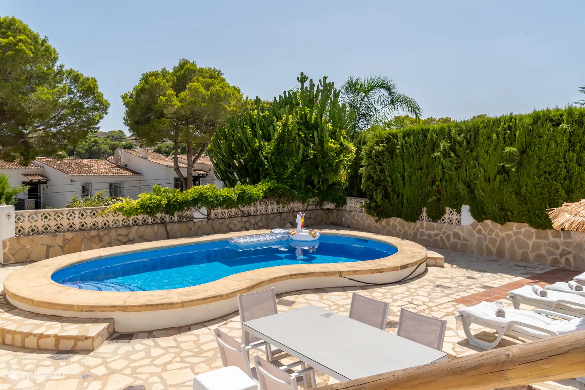 Sie können sich abkühlen oder ein paar Bahnen im Pool schwimmen