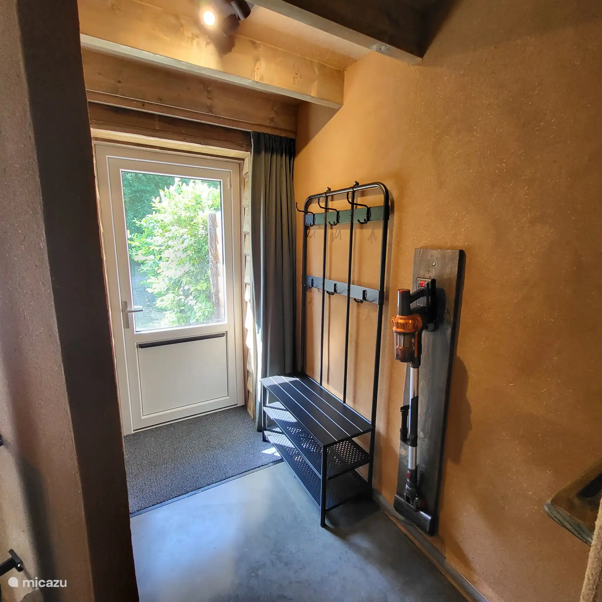 Flur/Eingang mit Garderobe