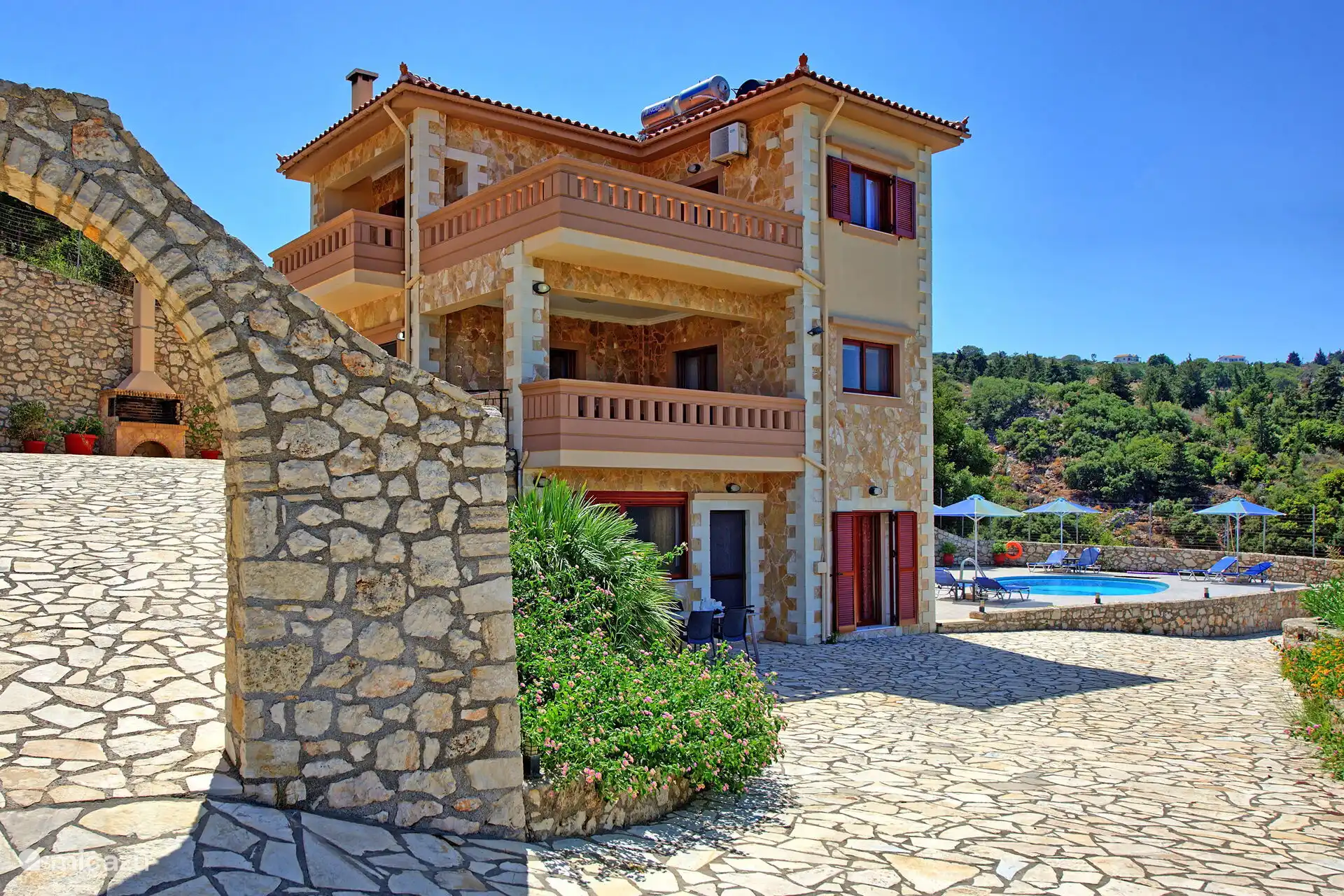 Villa Iris
