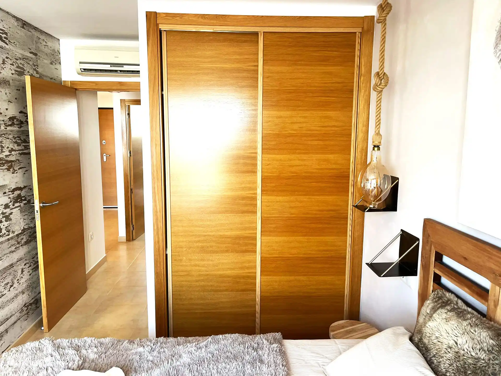 Wardrobe bedroom