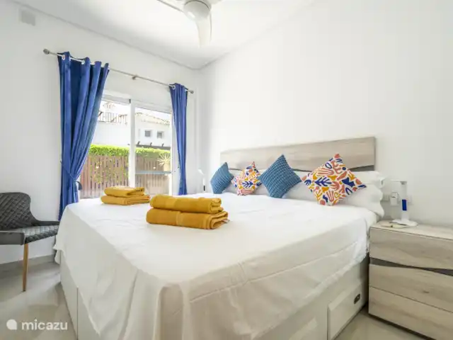 Casa Pitufo huren in Spanje, Murcia, Torre-Pacheco - villa Masterbedroom, King Size bed van 2m op 2m