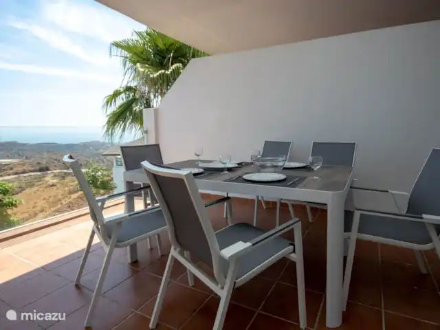 La Cala de Mijas | Espagne, Costa del Sol, La Cala de Mijas - appartement Salle à manger sur grande véranda