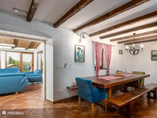 Villa Vinela huren in Kroatië, Istrië, Buje - villa eettafel